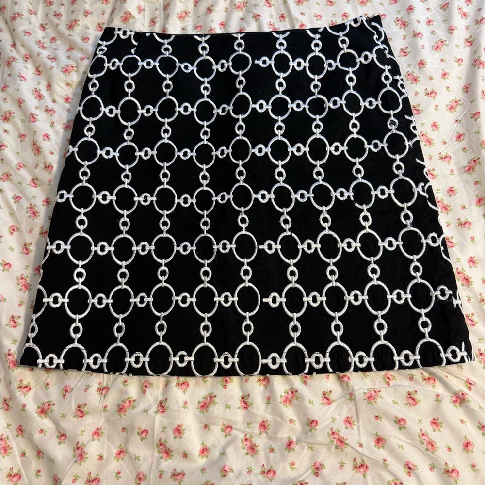 Lilypod Black and White A-Line Mini Skirt